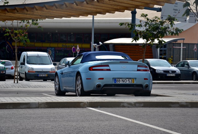 Aston Martin V8 Vantage Roadster