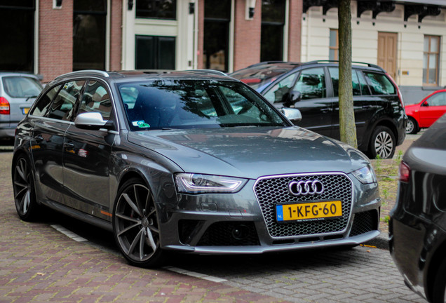 Audi RS4 Avant B8