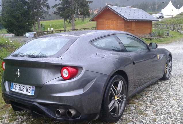 Ferrari FF