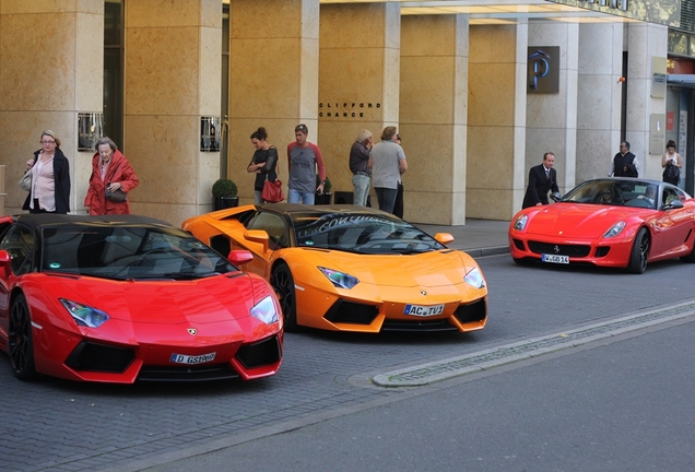 Lamborghini Aventador LP700-4 Roadster