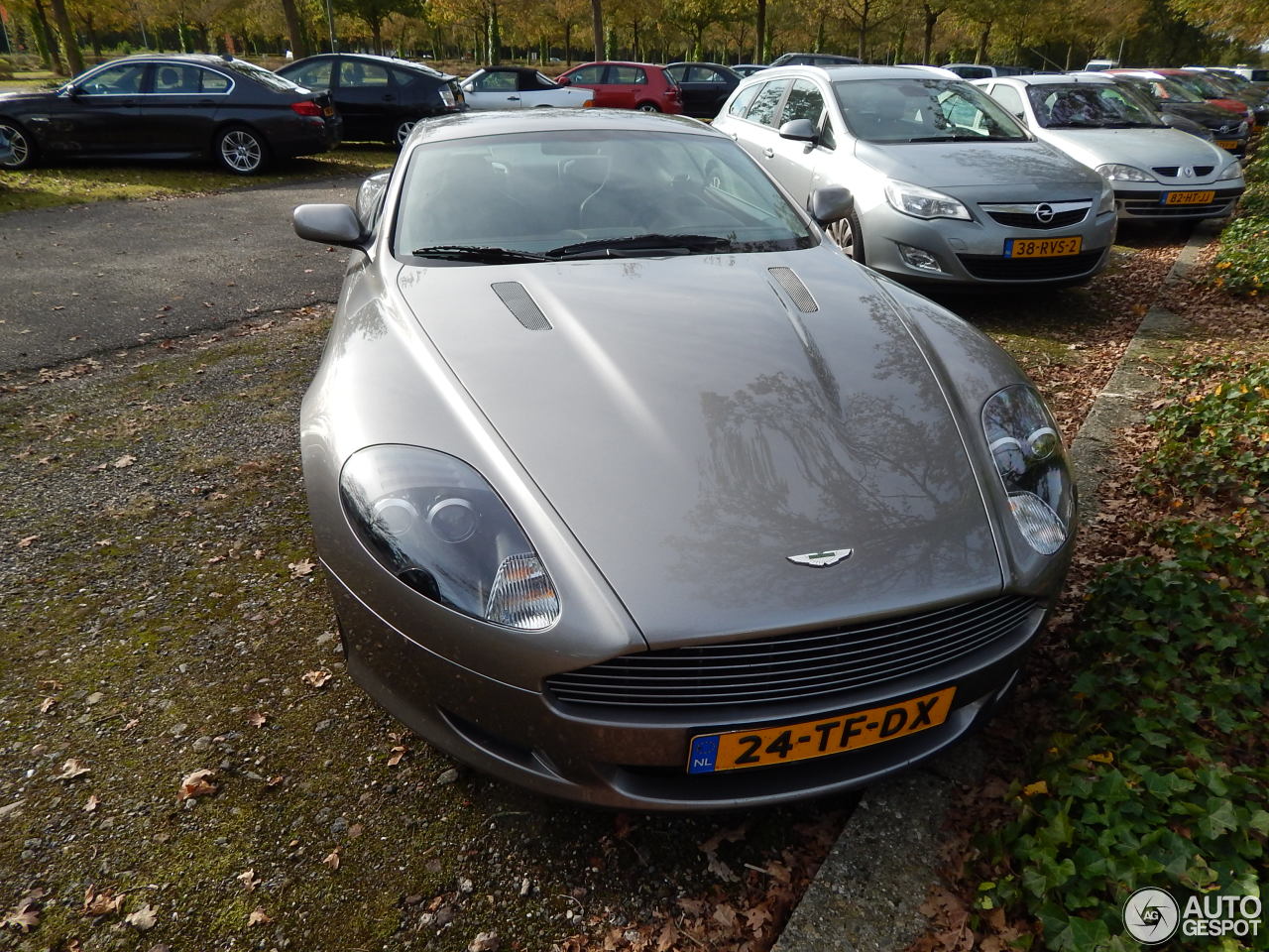 Aston Martin DB9