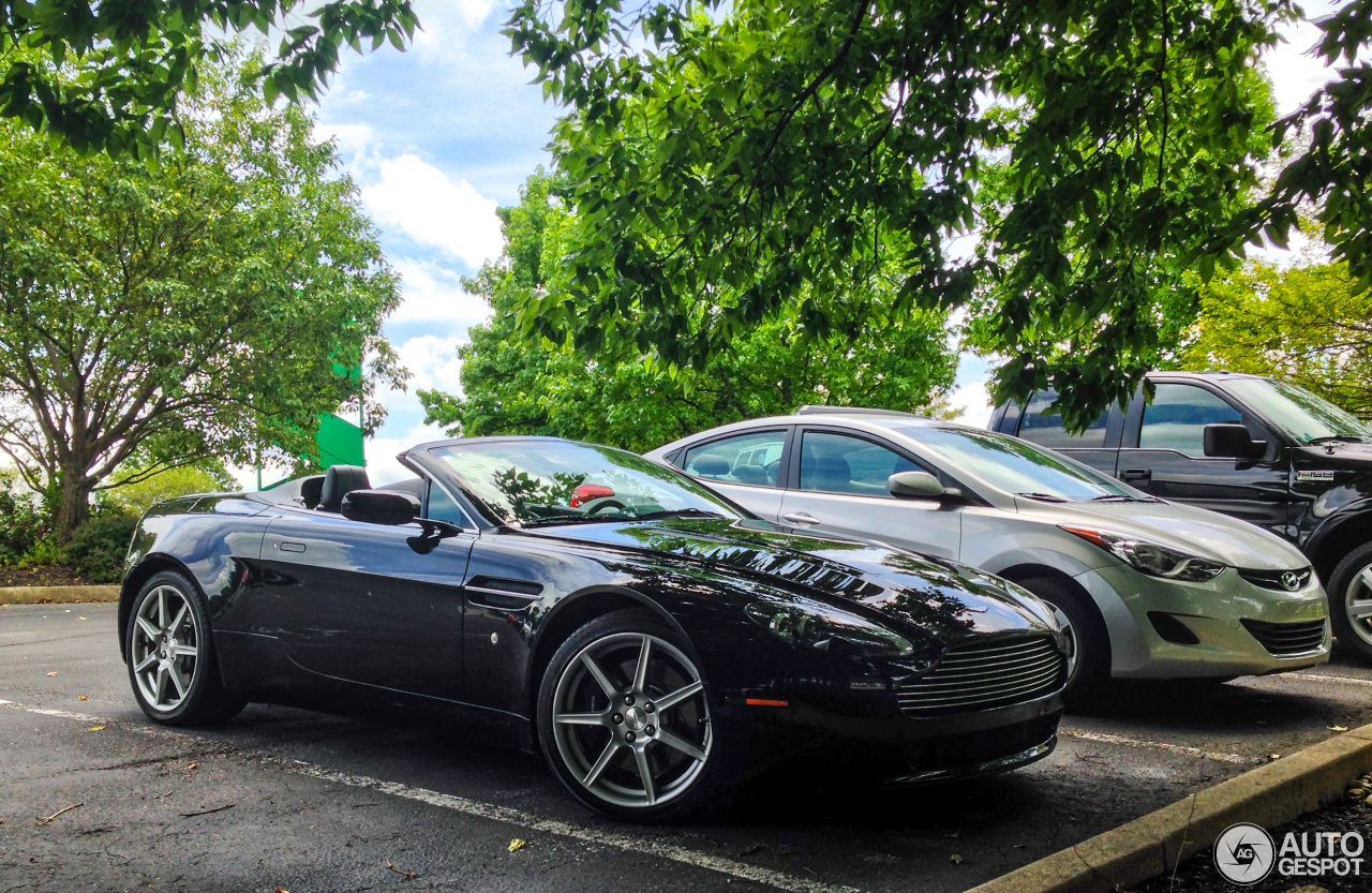 Aston Martin V8 Vantage Roadster