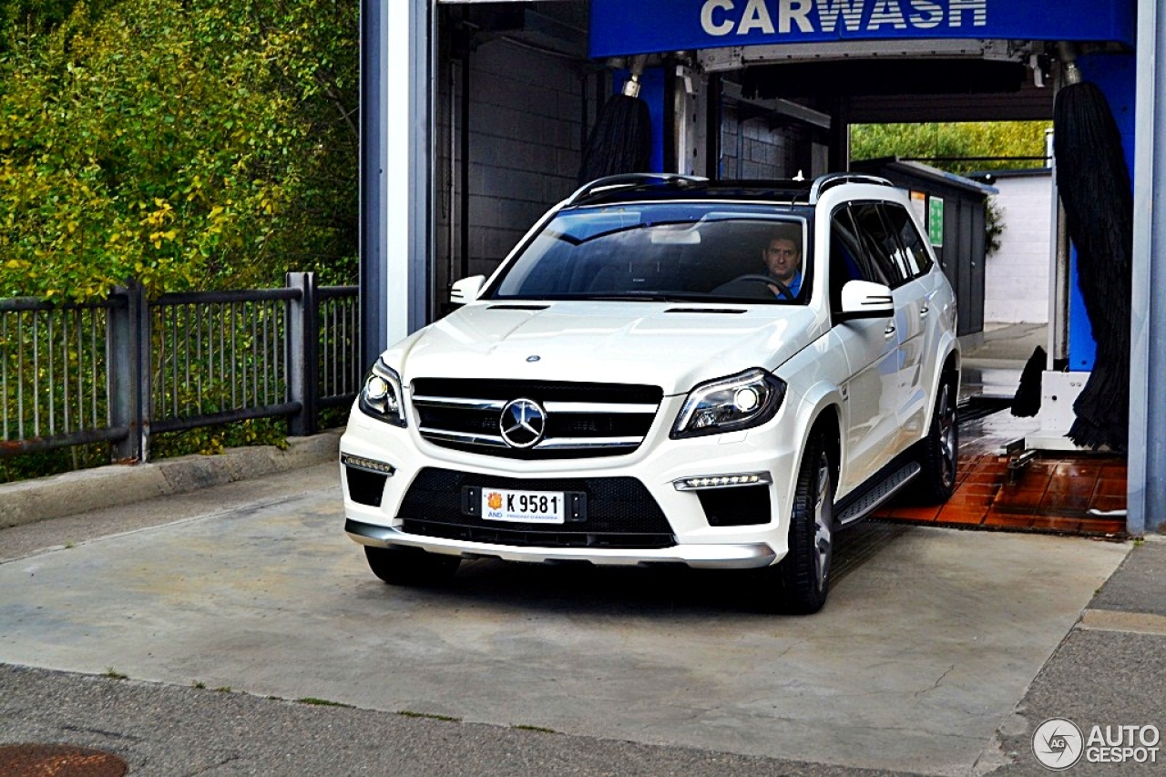 Mercedes-Benz GL 63 AMG X166