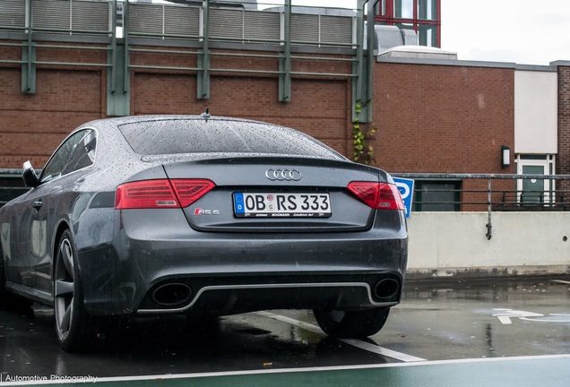 Audi RS5 B8 2012