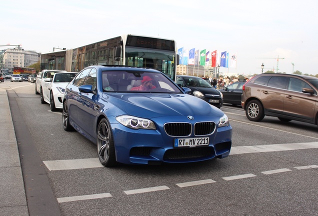 BMW M5 F10 2011