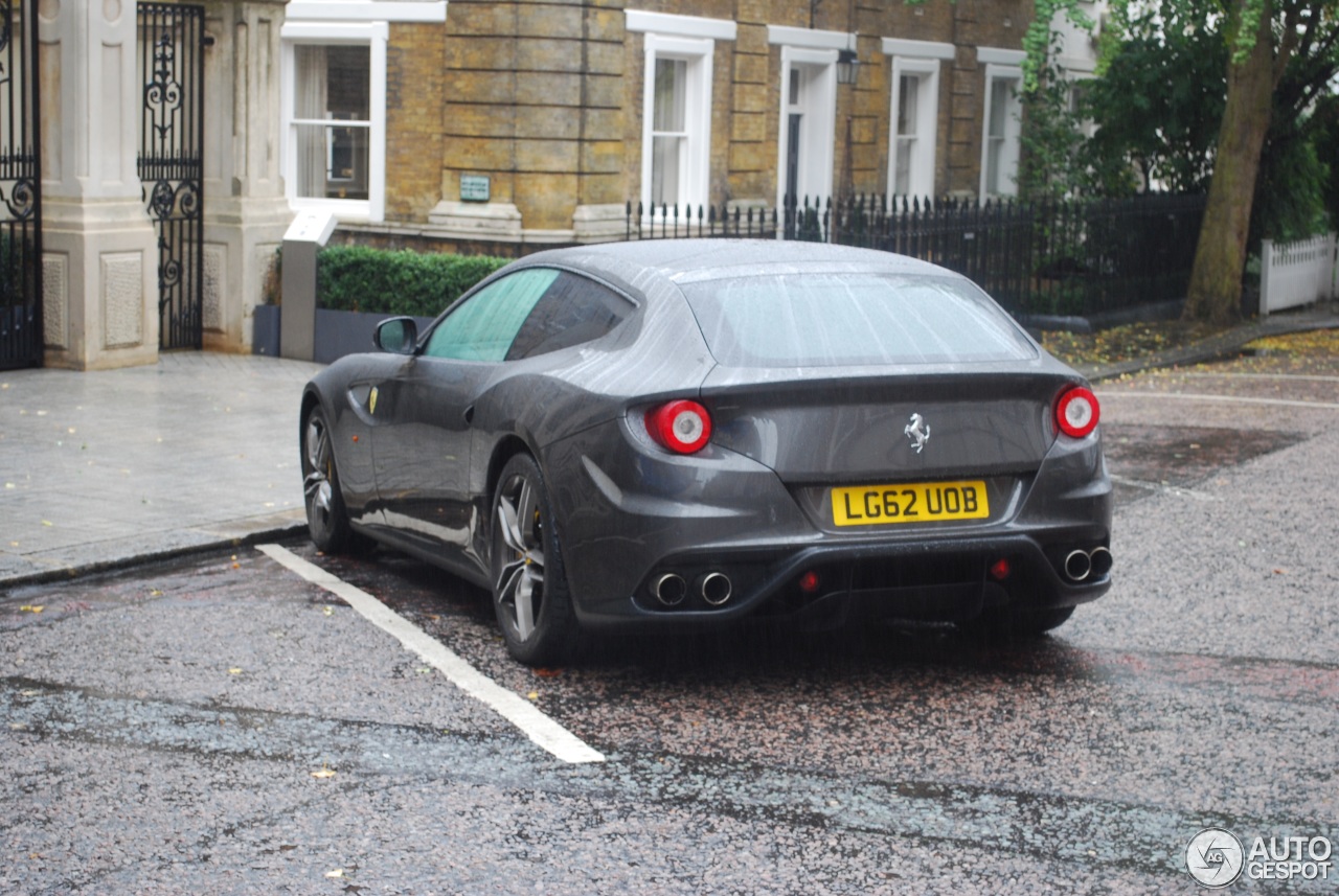 Ferrari FF