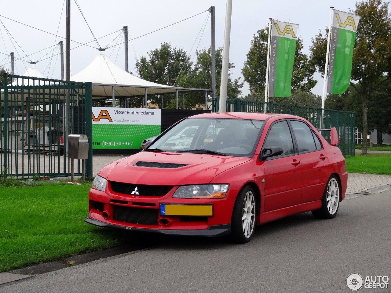 Mitsubishi Lancer Evolution IX MR