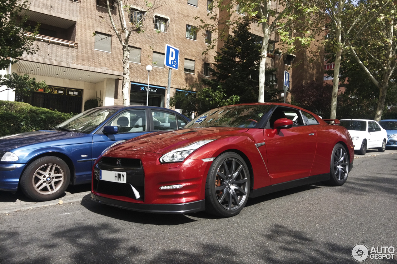 Nissan GT-R 2014