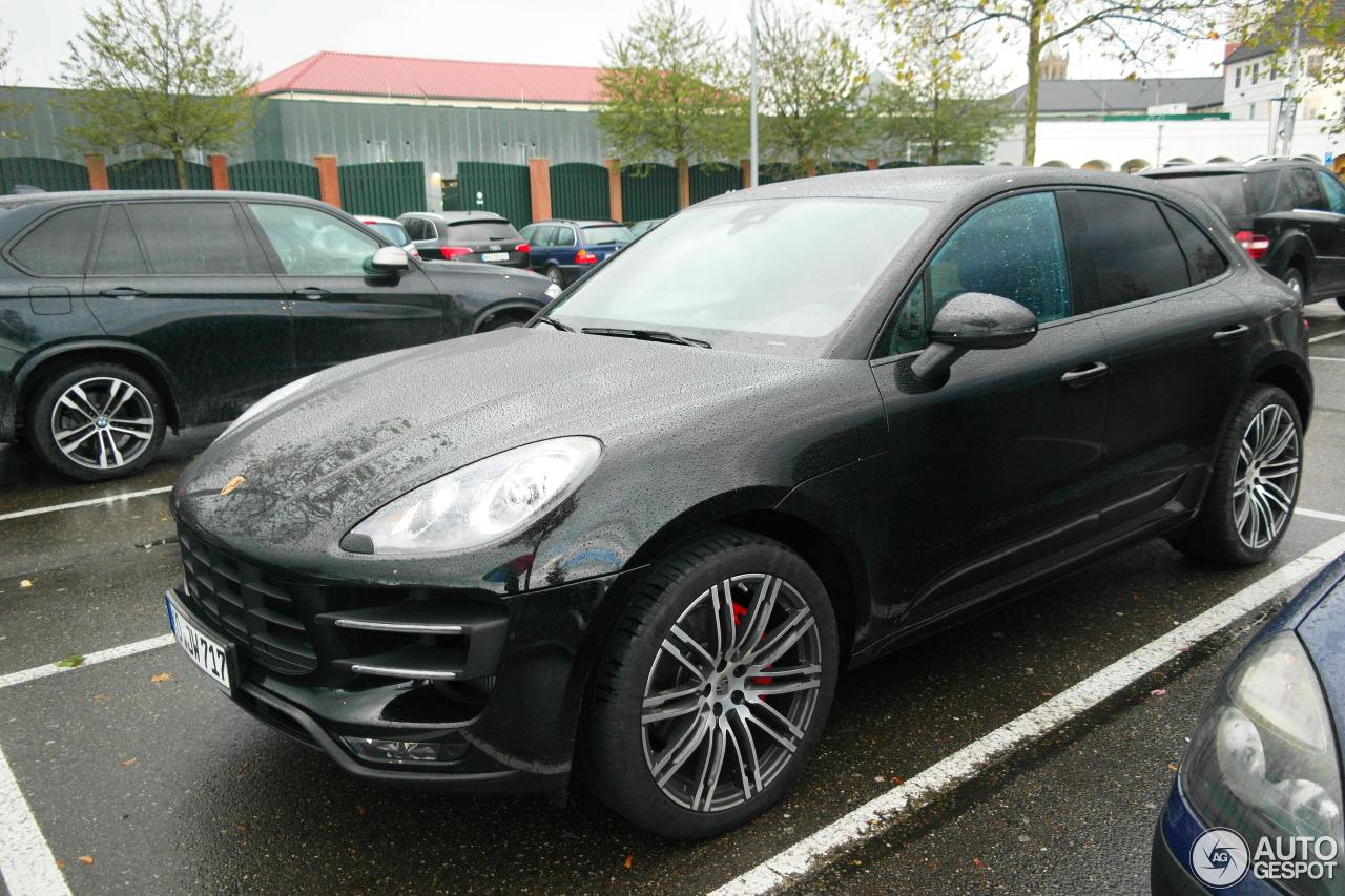 Porsche 95B Macan Turbo