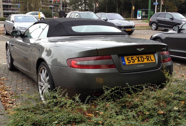 Aston Martin DB9 Volante