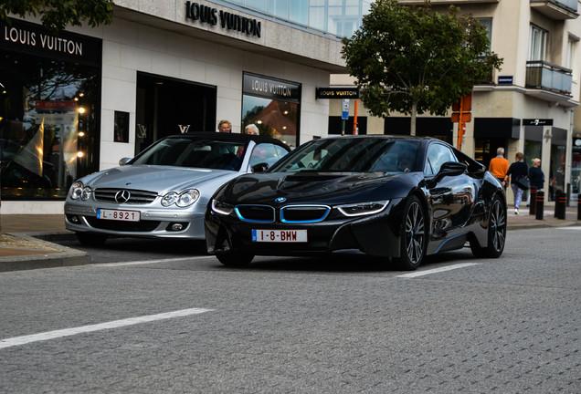 BMW i8