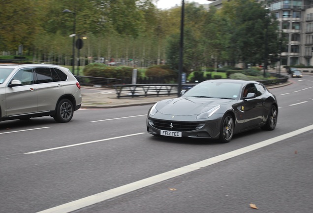 Ferrari FF