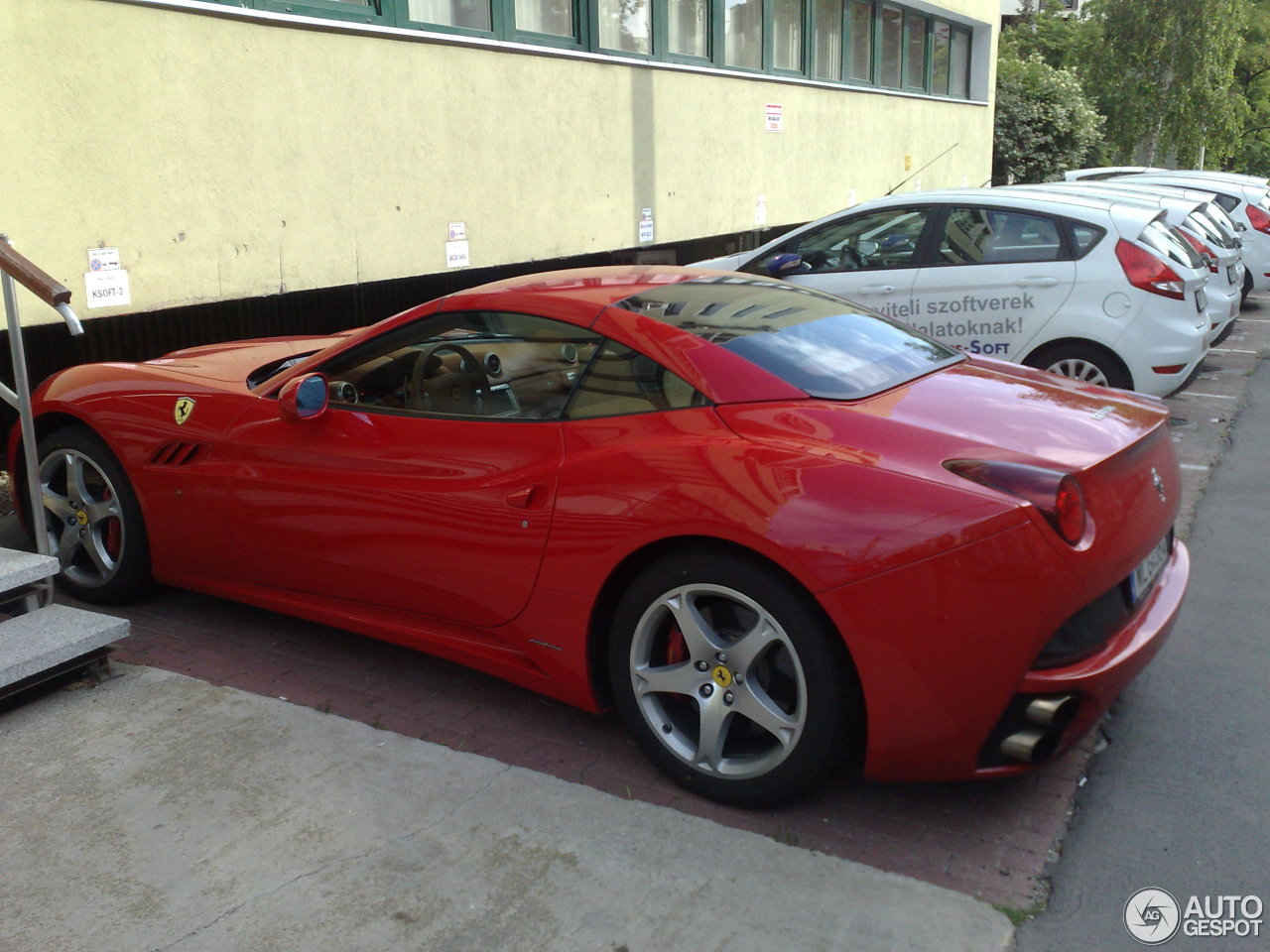 Ferrari California