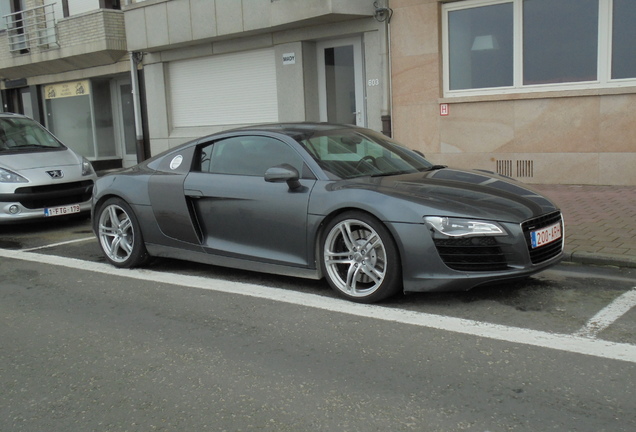 Audi R8