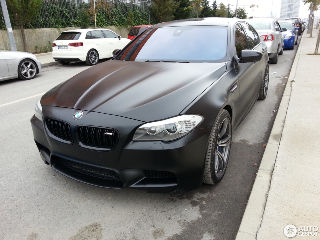 BMW M5 F10 2011