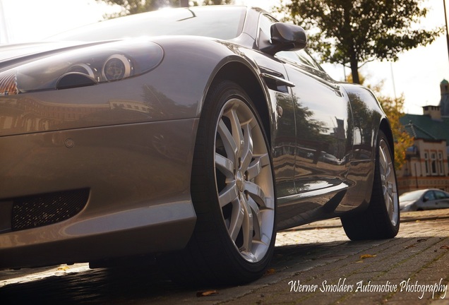 Aston Martin DB9