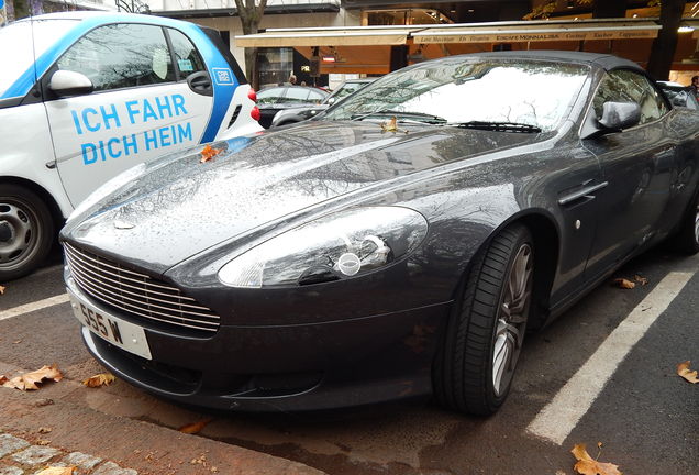 Aston Martin DB9 Volante