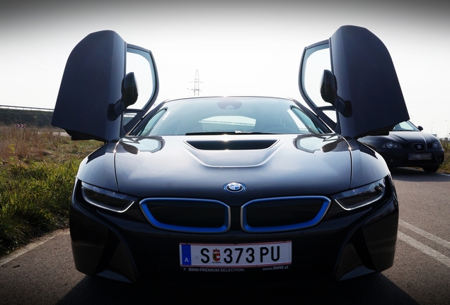 BMW i8