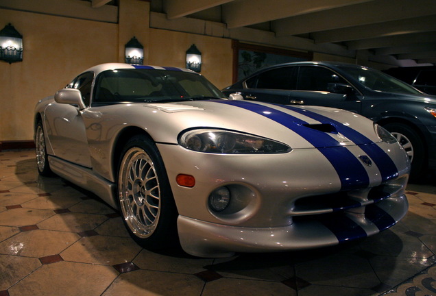 Dodge Viper GTS