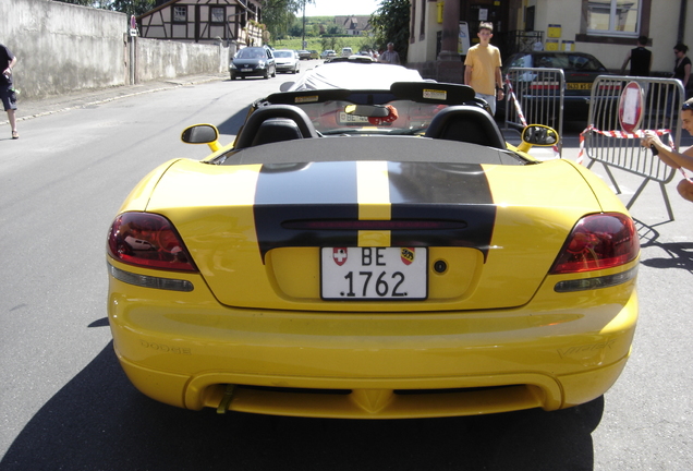 Dodge Viper SRT-10 Roadster 2003