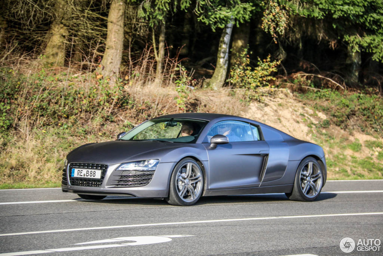 Audi R8