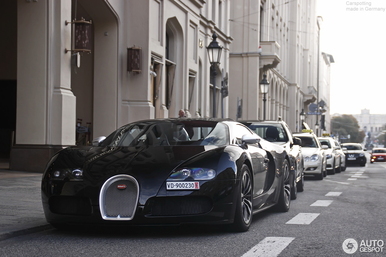 Bugatti Veyron 16.4 Sang Noir