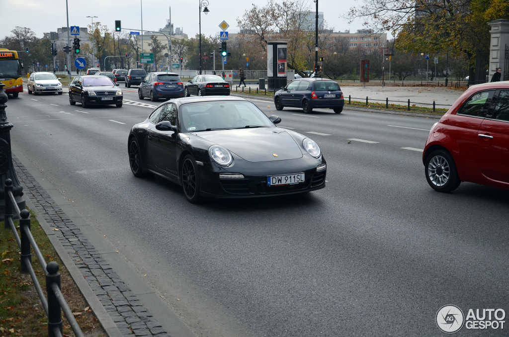 Porsche 997 Carrera 4 GTS