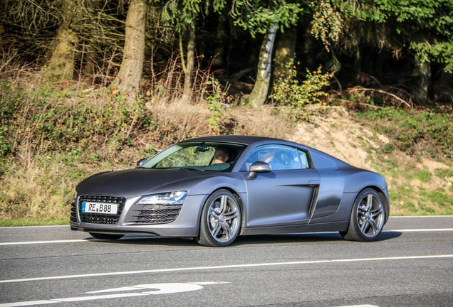 Audi R8