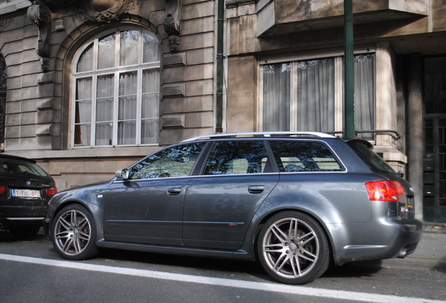 Audi RS4 Avant B7