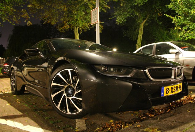 BMW i8