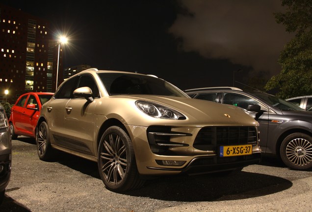 Porsche 95B Macan Turbo