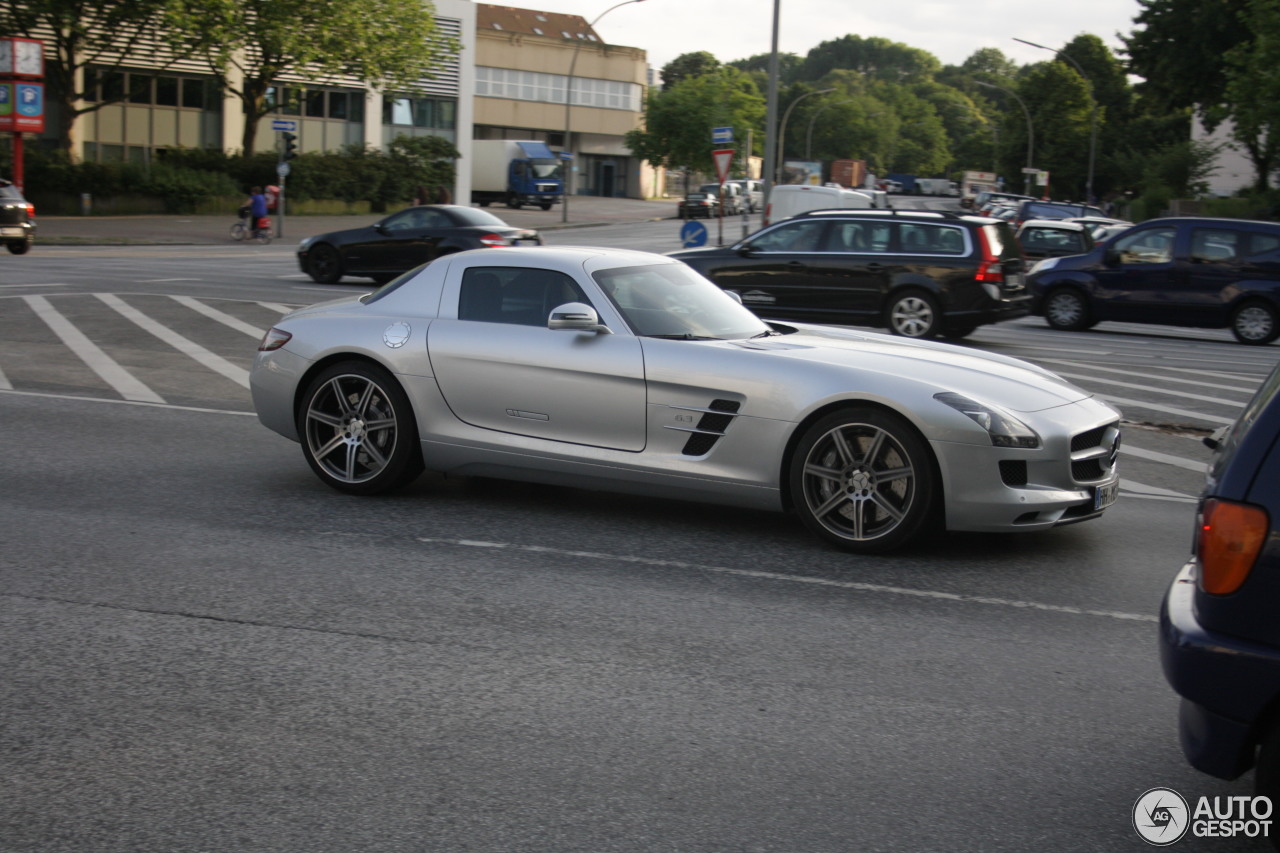 Mercedes-Benz SLS AMG