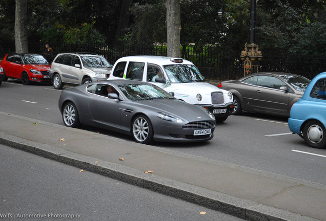 Aston Martin DB9