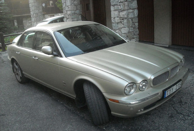 Jaguar XJR