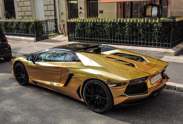 Lamborghini Aventador LP700-4 Roadster