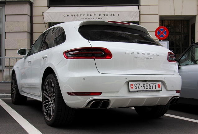 Porsche 95B Macan Turbo