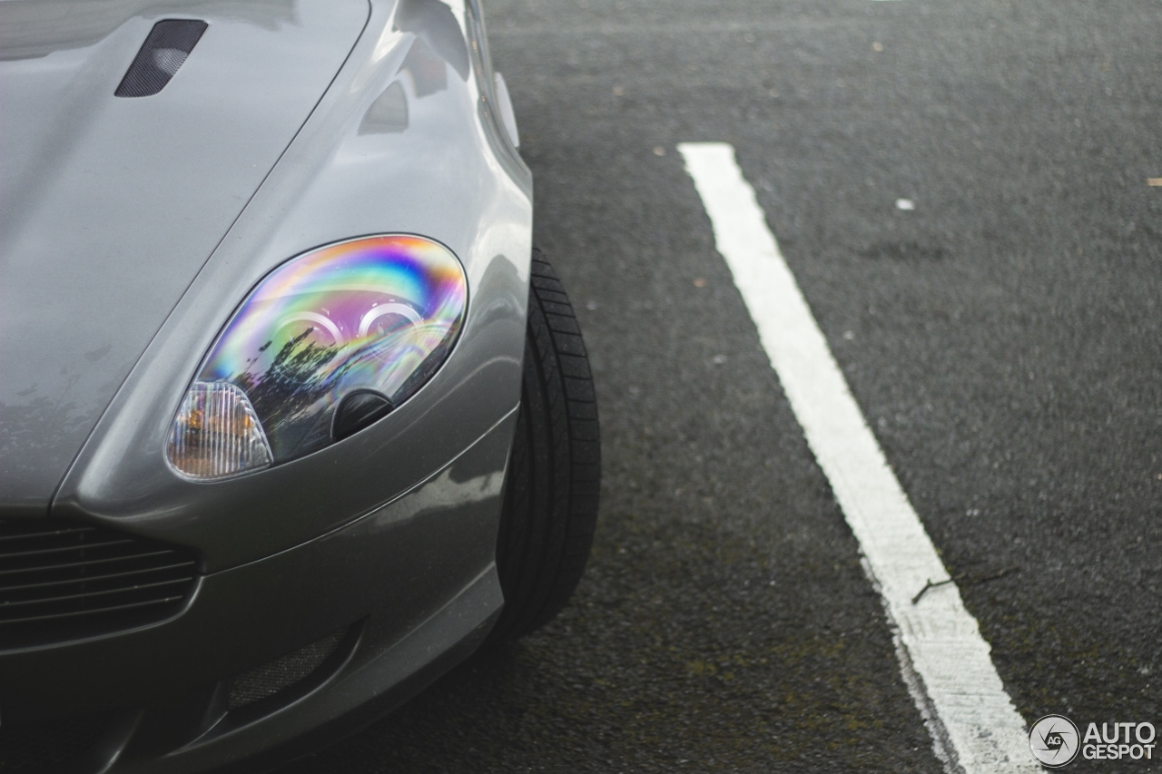 Aston Martin DB9