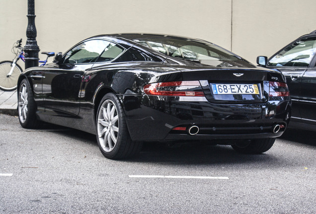 Aston Martin DB9