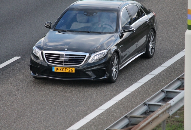 Mercedes-Benz S 63 AMG V222