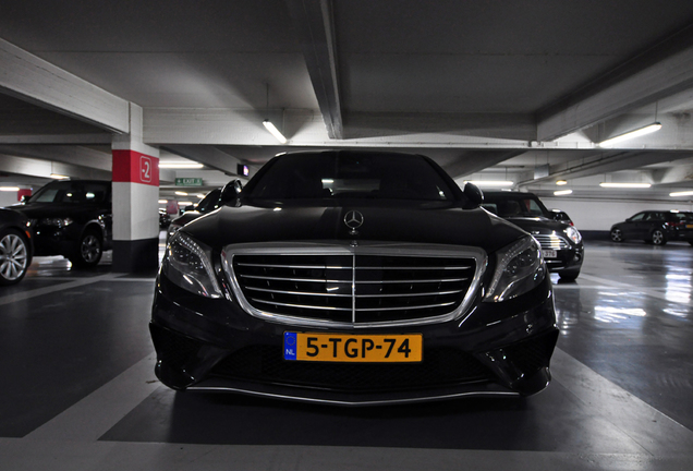 Mercedes-Benz S 63 AMG V222