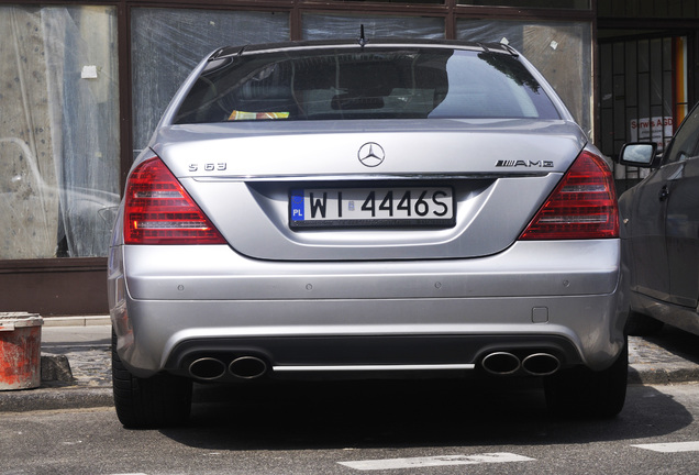 Mercedes-Benz S 63 AMG W221