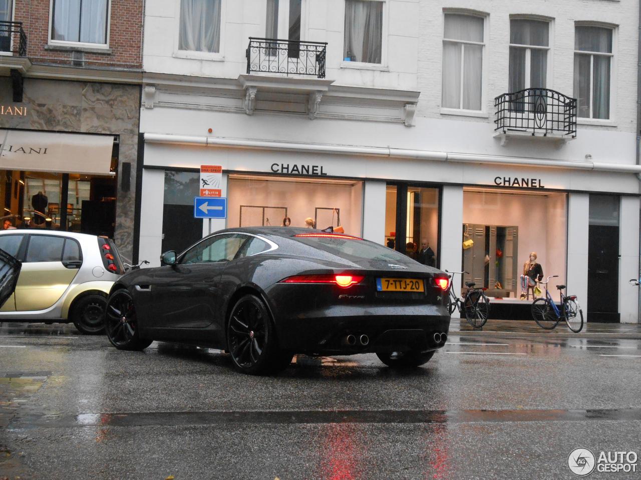 Jaguar F-TYPE R Coupé