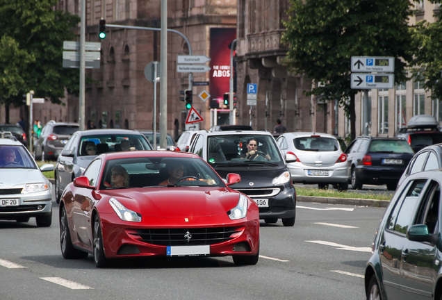 Ferrari FF