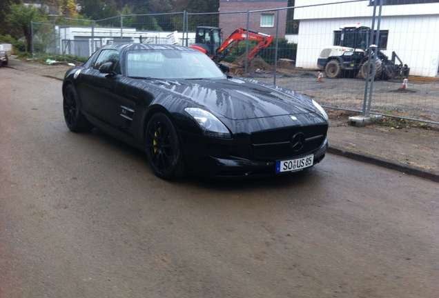 Mercedes-Benz SLS AMG