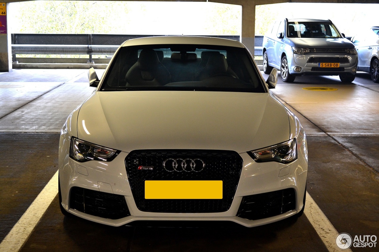 Audi RS5 B8 2012