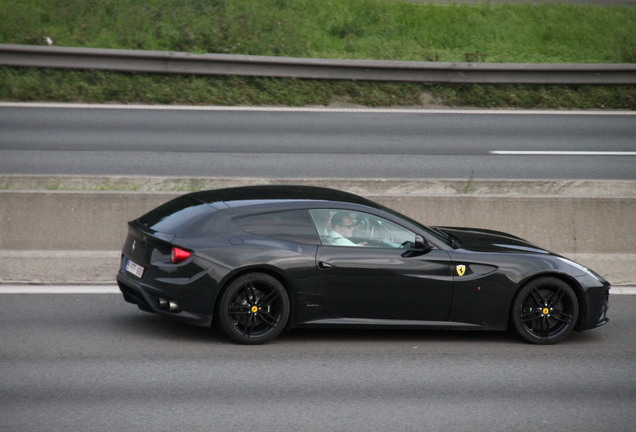 Ferrari FF