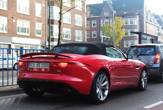 Jaguar F-TYPE S Convertible