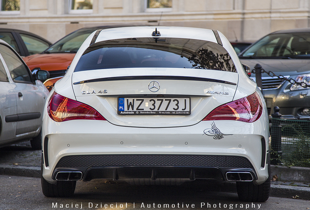 Mercedes-Benz CLA 45 AMG Edition 1 C117