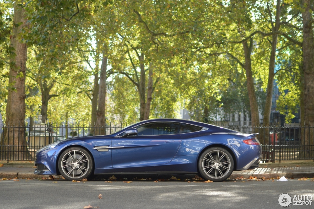 Aston Martin Vanquish 2013