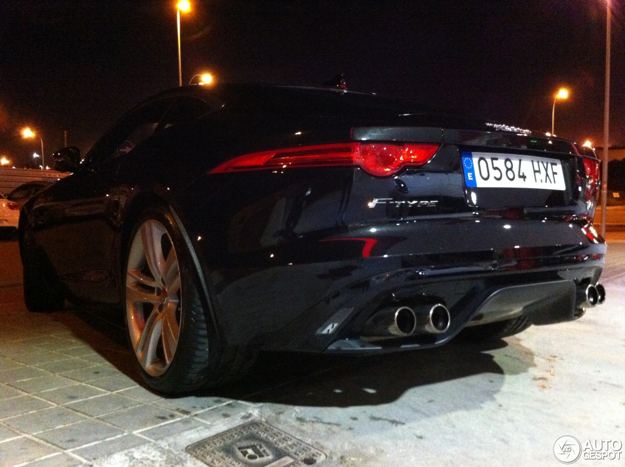 Jaguar F-TYPE R Coupé